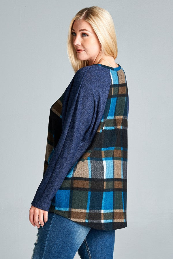 Plus Size Plaid Knit Pullover