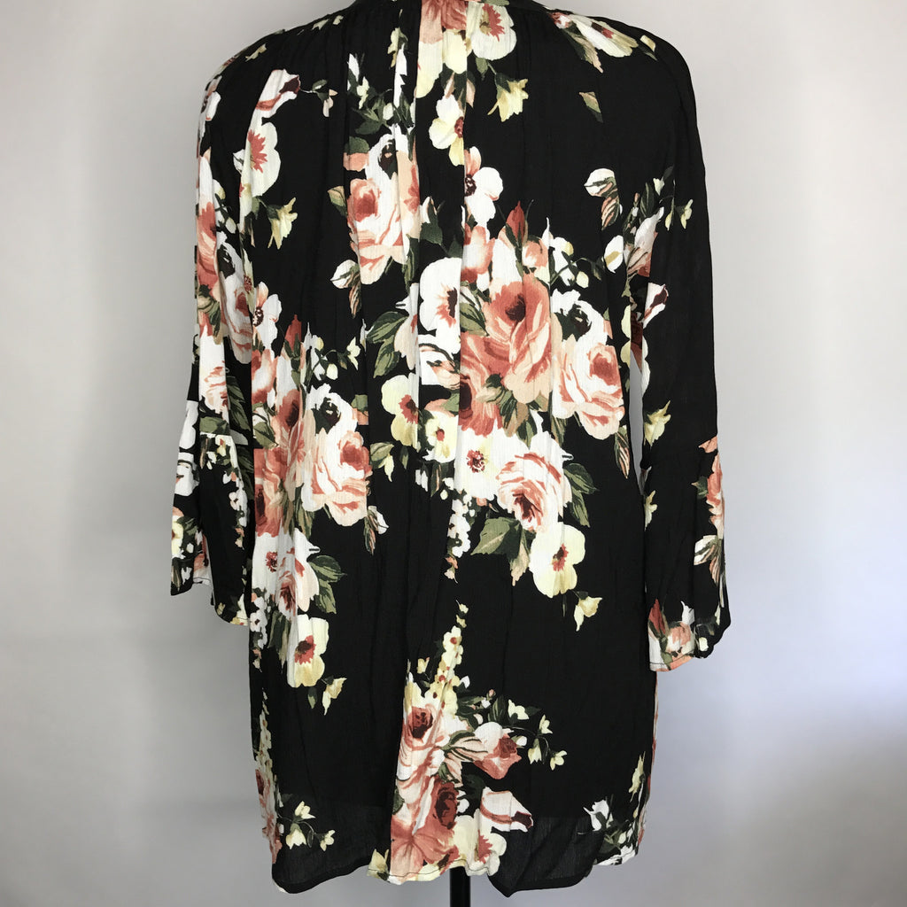 Plus Size Floral Print Bell Sleeve Top