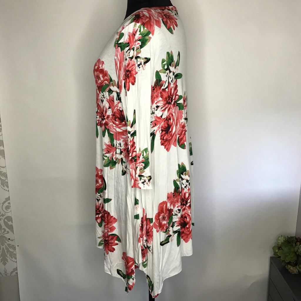 Plus Size Floral Print Swing Top